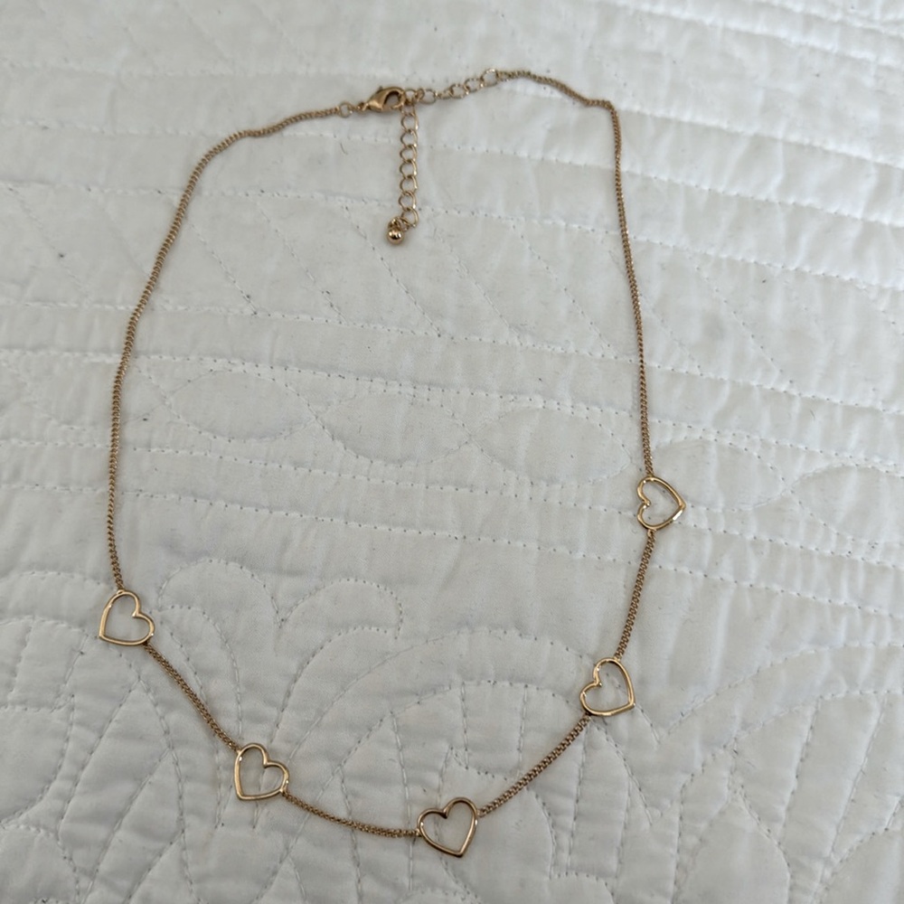 Golden hearts necklace